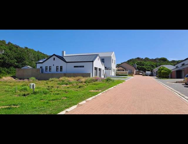 LAND FOR SALE IN STILBAAI-WES